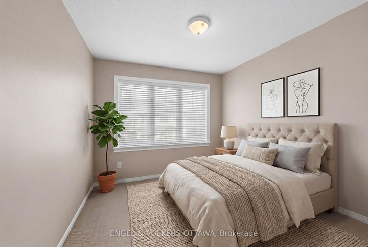 Photo 17 at 25 Goldthorpe Private, Nepean (Stonebridge), Ottawa