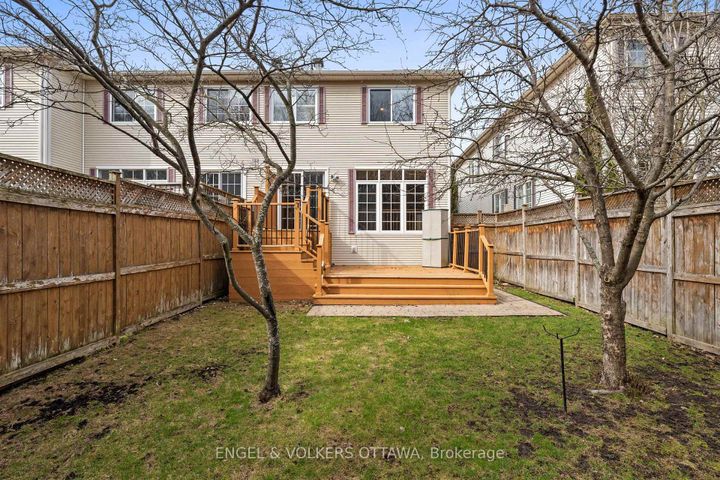 Photo 23 at 25 Goldthorpe Private, Nepean (Stonebridge), Ottawa