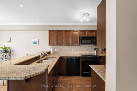 Photo 8 at 25 Goldthorpe Private, Nepean (Stonebridge), Ottawa
