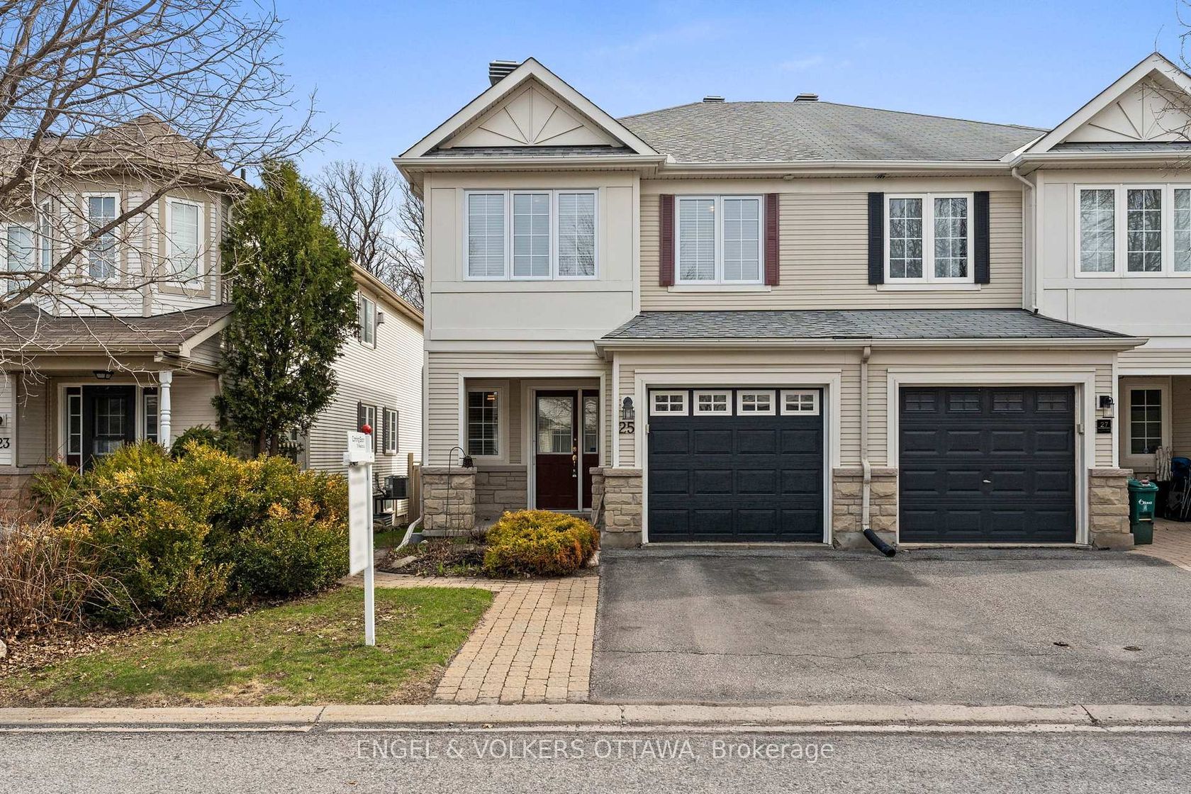 25 Goldthorpe Private, Nepean (Stonebridge), Ottawa 