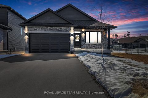 Photo 1 at 20 Seabert Drive, Arnprior