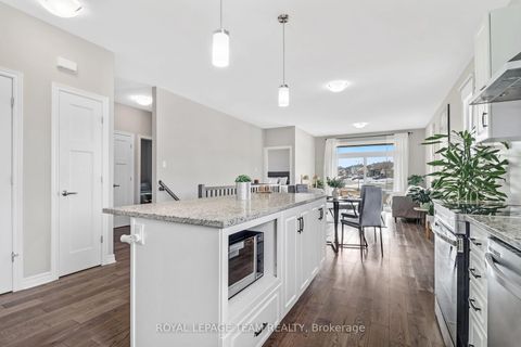 Photo 9 at 20 Seabert Drive, Arnprior