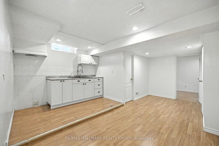 Photo 22 at 55 Fair Oaks Crescent, Nepean (Craig Henry/Woodvale), Ottawa