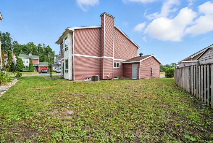 Photo 28 at 55 Fair Oaks Crescent, Nepean (Craig Henry/Woodvale), Ottawa