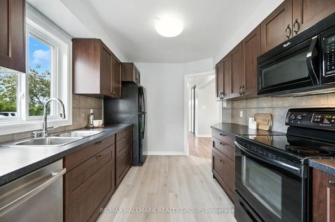 Photo 12 at 55 Fair Oaks Crescent, Nepean (Craig Henry/Woodvale), Ottawa