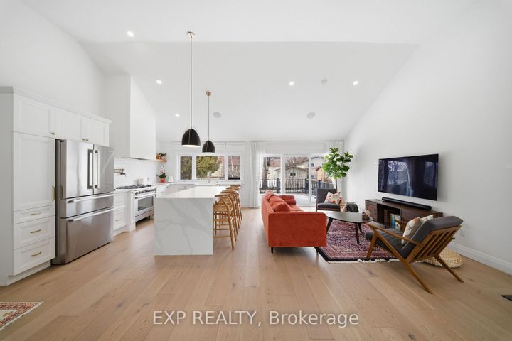 Photo 5 at 89 Norice Street, Nepean (Meadowlands/Crestview), Ottawa