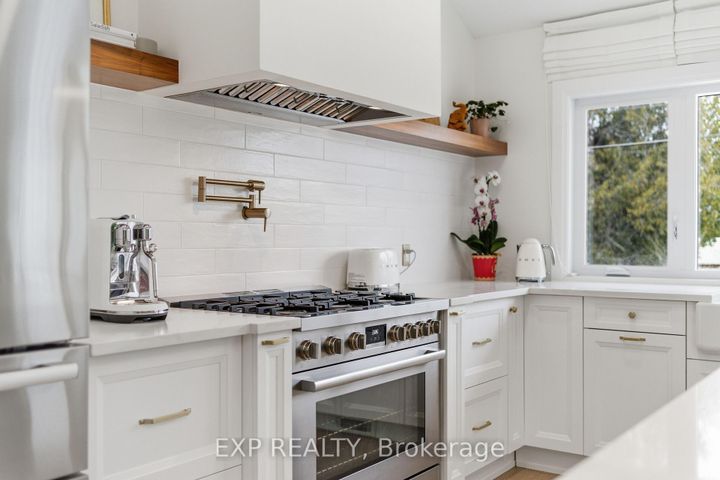 Photo 8 at 89 Norice Street, Nepean (Meadowlands/Crestview), Ottawa