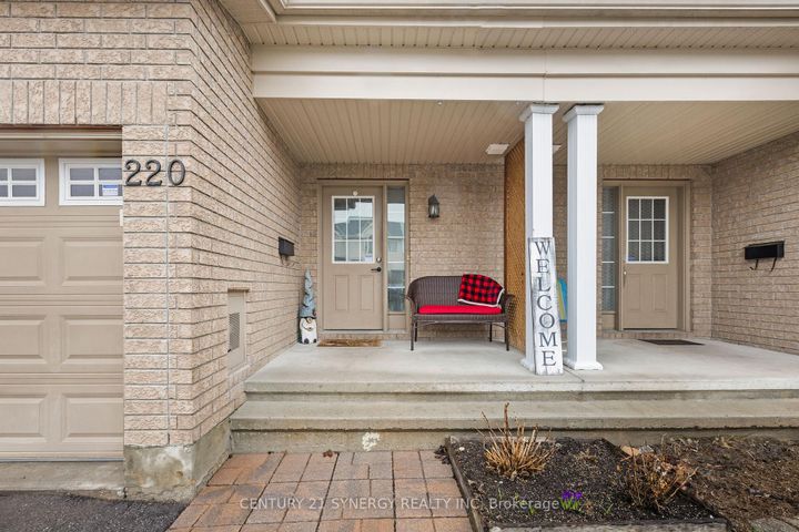 Photo 2 at 220 Lamplighters Drive, Nepean (Cedargrove/Fraserdale), Ottawa