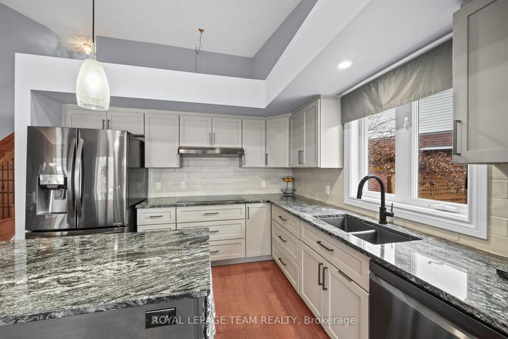 Photo 9 at 48 Settler's Ridge Way, Nepean (Longfields), Ottawa