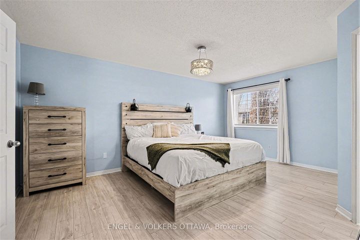 Photo 14 at 135 Lockhaven Private, Nepean (Stonebridge), Ottawa