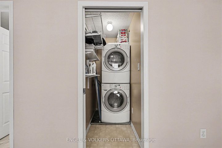 Photo 23 at 135 Lockhaven Private, Nepean (Stonebridge), Ottawa