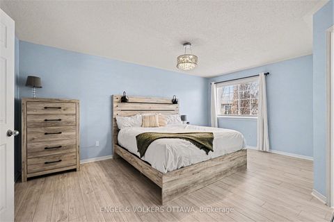 Photo 14 at 135 Lockhaven Private, Nepean (Stonebridge), Ottawa