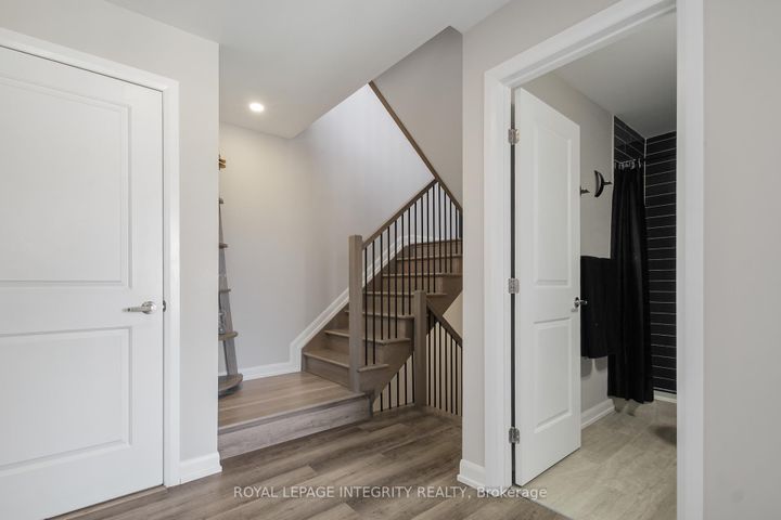 Photo 33 at 2722 Draper Avenue, Nepean (Redwood Park), Ottawa