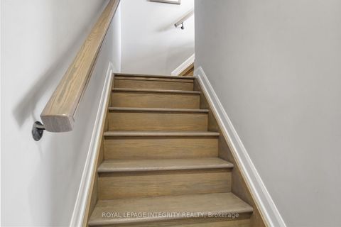 Photo 8 at 2722 Draper Avenue, Nepean (Redwood Park), Ottawa