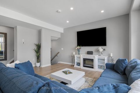 Photo 10 at 2722 Draper Avenue, Nepean (Redwood Park), Ottawa