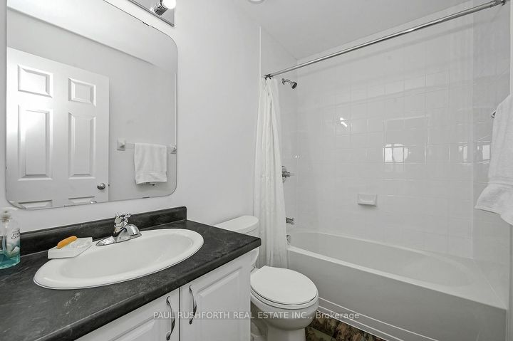 Photo 17 at L - 137 Harthill Way N, Nepean (Heritage Park), Ottawa