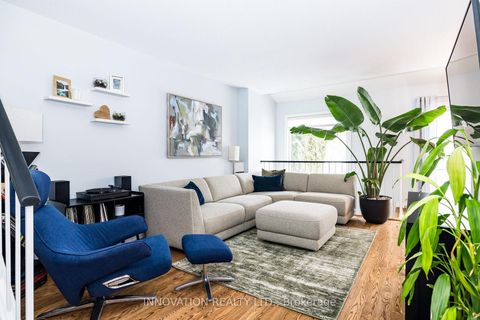 Photo 4 at 128 Pickwick Drive, Nepean (Cedargrove/Fraserdale), Ottawa