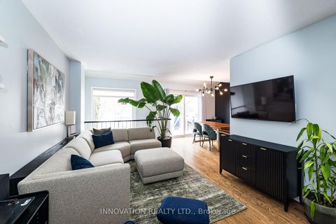 Photo 5 at 128 Pickwick Drive, Nepean (Cedargrove/Fraserdale), Ottawa