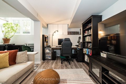 Photo 25 at 128 Pickwick Drive, Nepean (Cedargrove/Fraserdale), Ottawa