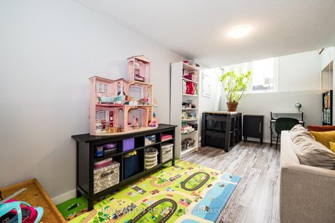 Photo 26 at 128 Pickwick Drive, Nepean (Cedargrove/Fraserdale), Ottawa