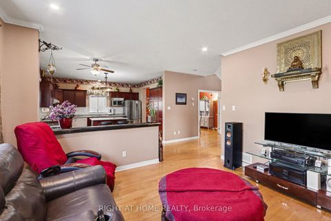Photo 23 at 257 Stoneway Drive, Nepean (Barrhaven East), Ottawa