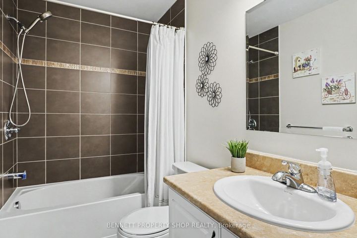 Photo 7 at 13 - 340 Tribeca Private, Nepean (Longfields), Ottawa