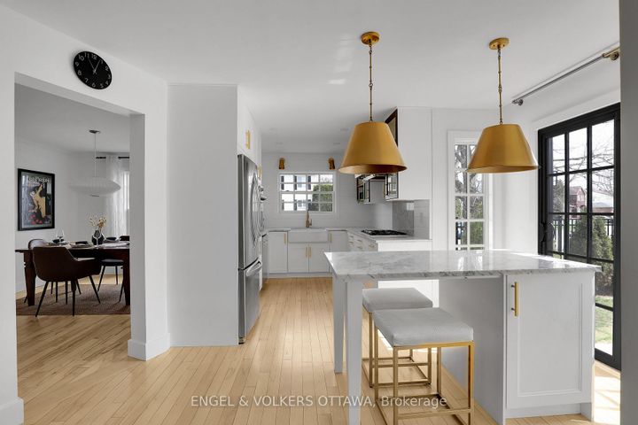 Photo 6 at 30 Birkett Street, Nepean (Heritage Park), Ottawa