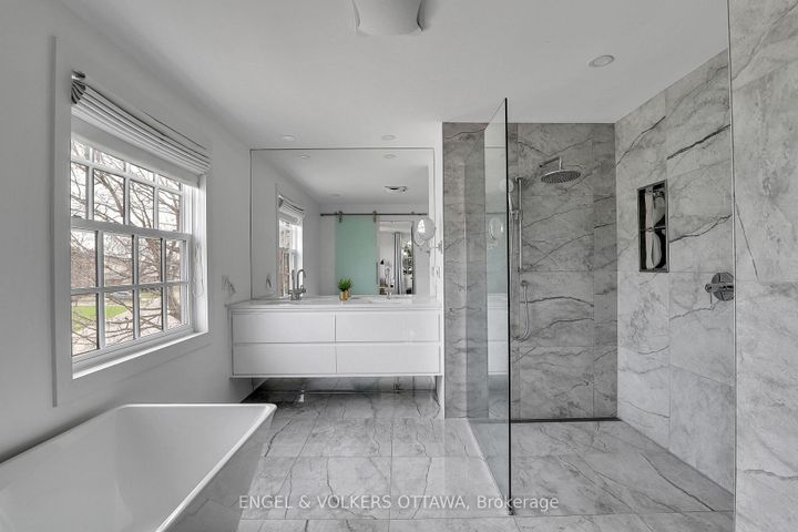 Photo 15 at 30 Birkett Street, Nepean (Heritage Park), Ottawa