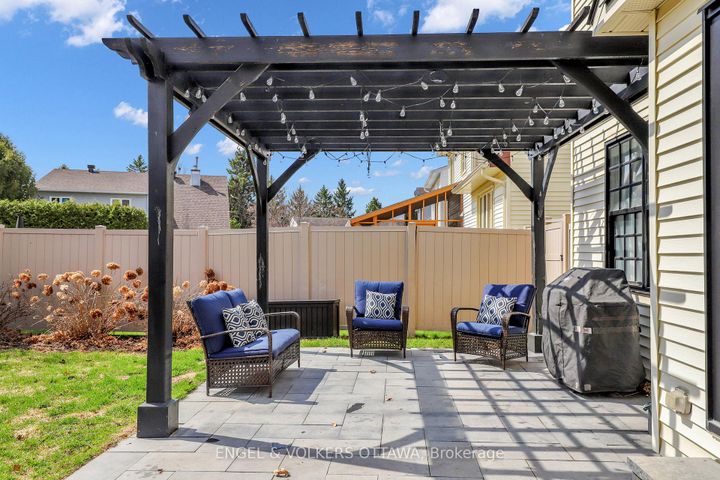 Photo 22 at 30 Birkett Street, Nepean (Heritage Park), Ottawa