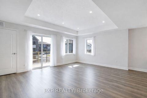 Photo 3 at 757 Chromite Private, Nepean (Heritage Park), Ottawa