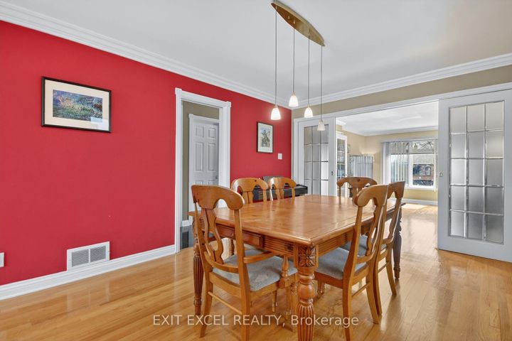 Photo 7 at 1093-B Normandy Normandy Crescent, Nepean (Carleton Heights), Ottawa