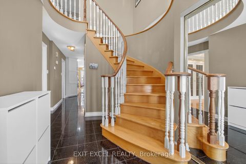 Photo 3 at 1093-B Normandy Normandy Crescent, Nepean (Carleton Heights), Ottawa