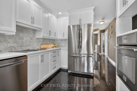 Photo 19 at 1093-B Normandy Normandy Crescent, Nepean (Carleton Heights), Ottawa