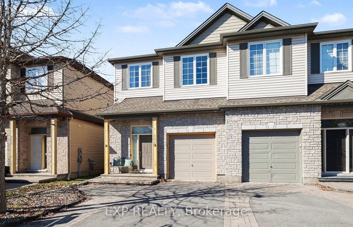 Photo 1 at 282 Broxburn Crescent, Nepean (Heritage Park), Ottawa