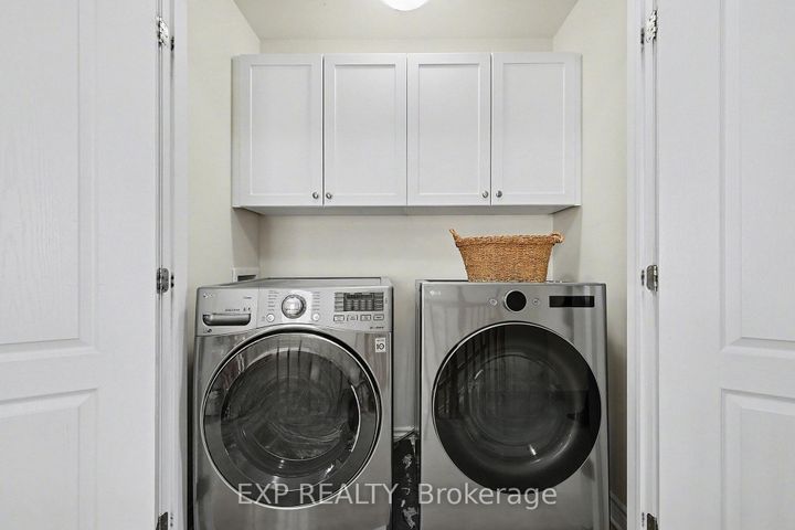 Photo 20 at 282 Broxburn Crescent, Nepean (Heritage Park), Ottawa