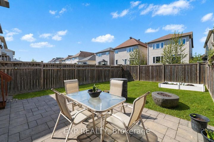 Photo 27 at 282 Broxburn Crescent, Nepean (Heritage Park), Ottawa