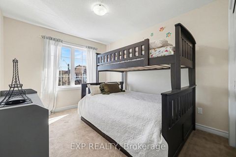 Photo 22 at 282 Broxburn Crescent, Nepean (Heritage Park), Ottawa