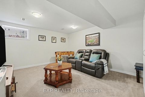 Photo 28 at 282 Broxburn Crescent, Nepean (Heritage Park), Ottawa