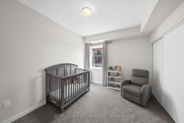 Photo 17 at 722 Parnian Private, Nepean (Half Moon Bay), Ottawa