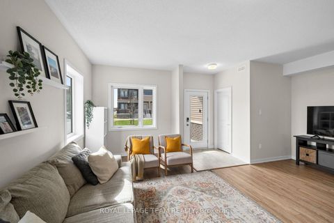 Photo 7 at 722 Parnian Private, Nepean (Half Moon Bay), Ottawa