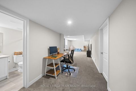 Photo 28 at 722 Parnian Private, Nepean (Half Moon Bay), Ottawa