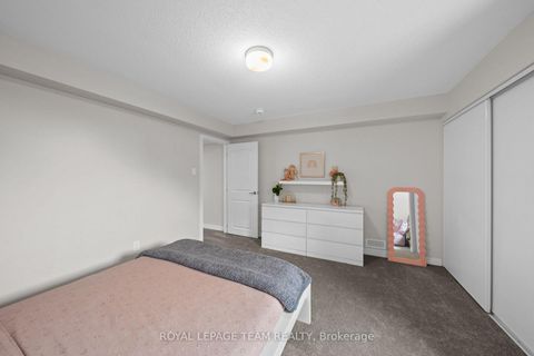 Photo 32 at 722 Parnian Private, Nepean (Half Moon Bay), Ottawa