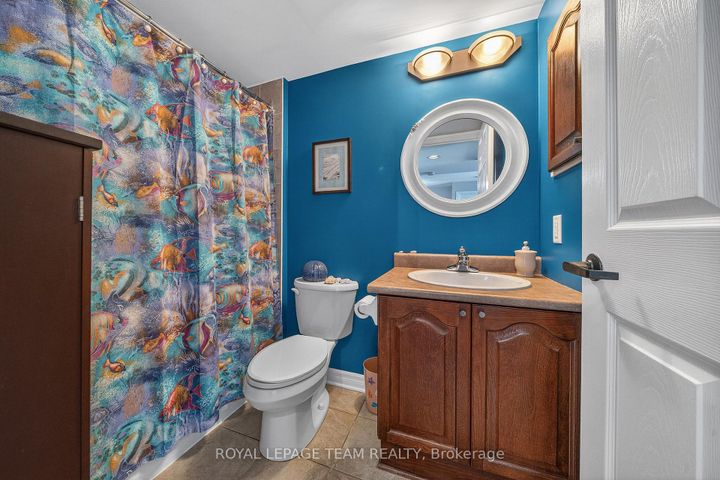 Photo 36 at 811 - 120 Grant Carman Drive, Nepean (Mooneys Bay/Revelstoke), Ottawa