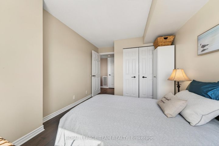 Photo 37 at 811 - 120 Grant Carman Drive, Nepean (Mooneys Bay/Revelstoke), Ottawa