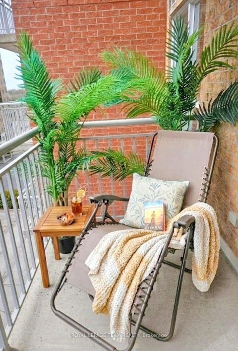 Photo 6 at 811 - 120 Grant Carman Drive, Nepean (Mooneys Bay/Revelstoke), Ottawa