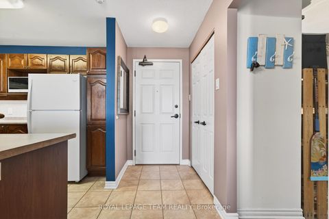 Photo 7 at 811 - 120 Grant Carman Drive, Nepean (Mooneys Bay/Revelstoke), Ottawa