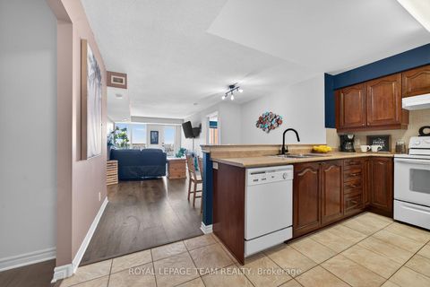 Photo 13 at 811 - 120 Grant Carman Drive, Nepean (Mooneys Bay/Revelstoke), Ottawa