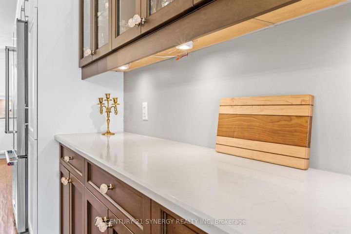 Photo 9 at 40 Brockington Crescent, Nepean (Tanglewood), Ottawa