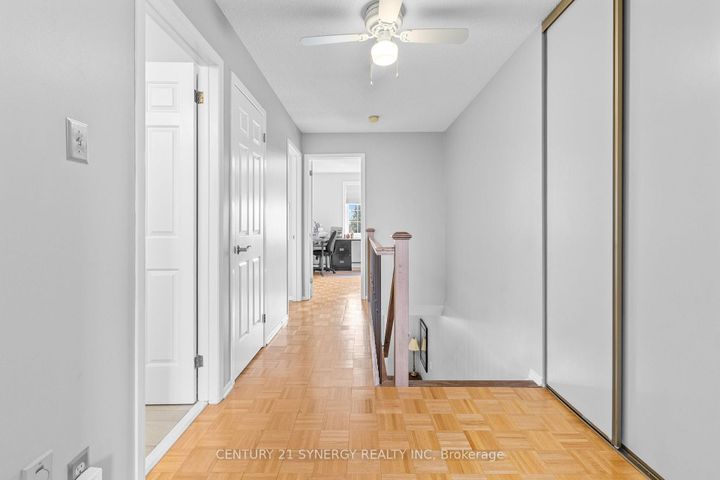 Photo 27 at 40 Brockington Crescent, Nepean (Tanglewood), Ottawa