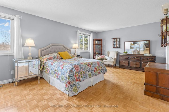 Photo 31 at 40 Brockington Crescent, Nepean (Tanglewood), Ottawa